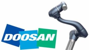 doosan logo with robot 2